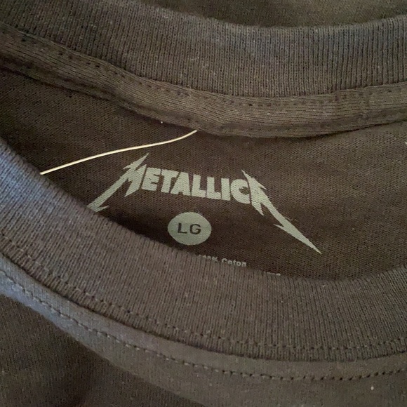 Metallica men’s t shirt Large NWT - Picture 3 of 3